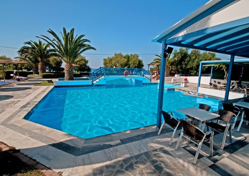 Zefiros Beach Hotel Mykali Exteriér fotografie