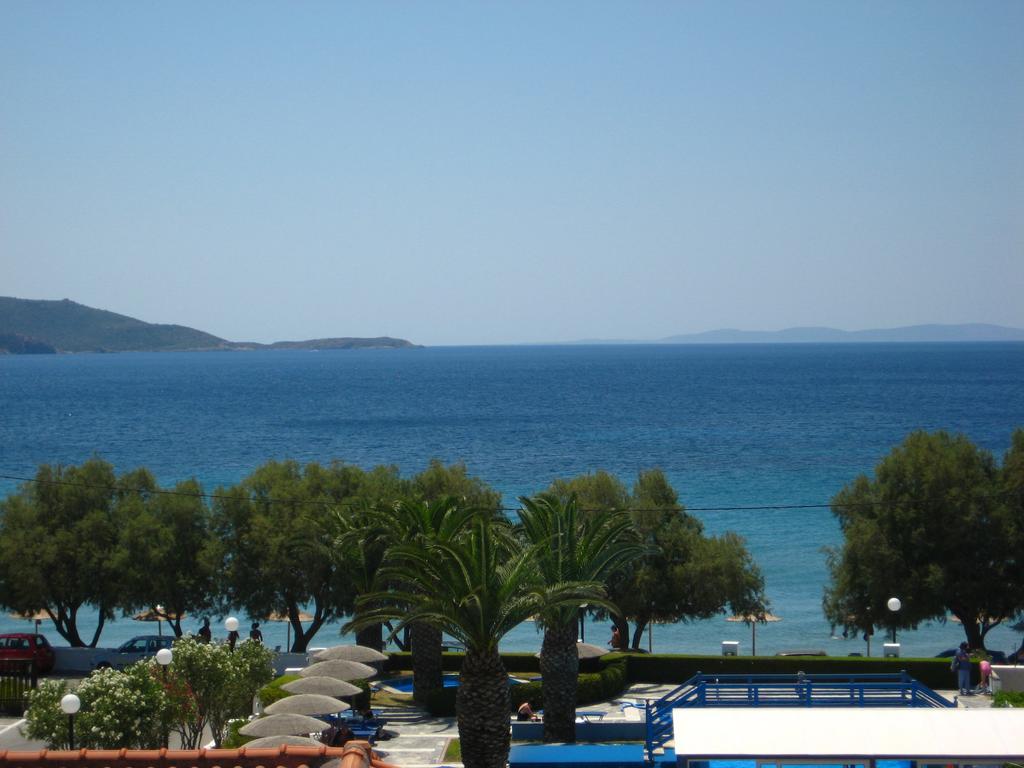 Zefiros Beach Hotel Mykali Exteriér fotografie